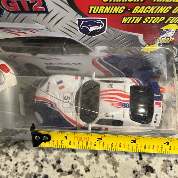 Dodge Viper radio control GT 2 car - Picture 9 of 11